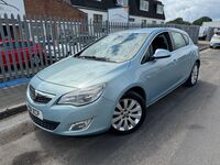 VAUXHALL ASTRA