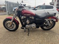 HARLEY-DAVIDSON Sportster
