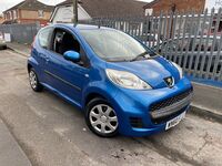 PEUGEOT 107
